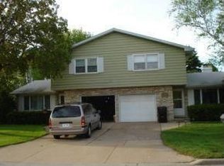 3522 E Edgemere Dr, Appleton, WI 54915