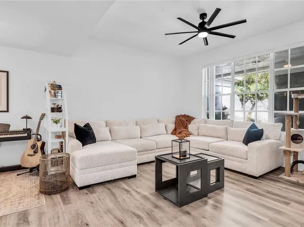 3825 Schoolhouse Rd E APT 5, Fort Myers, FL 33916