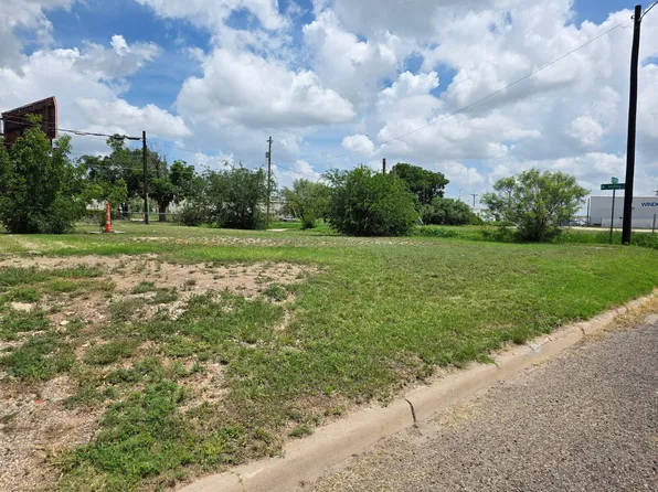 102 W 5th St #19 & 20, San Angelo, TX 76903