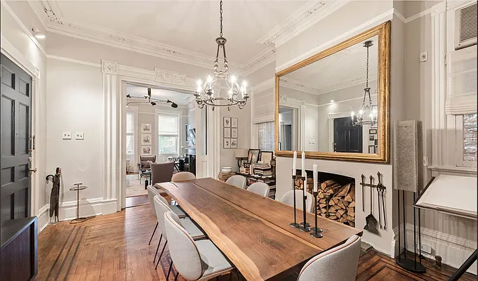 Rented by Compass | media 7