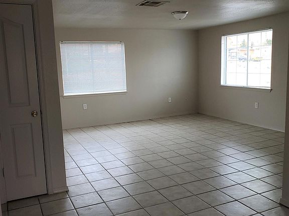 2nd image of 4100 Sunrise Ave