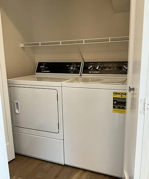 728 Oak St — Photo 13