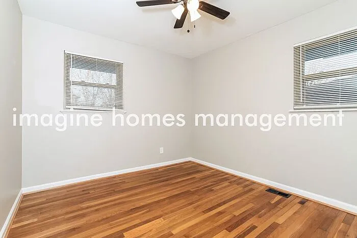 732 Fairborn Rd — Photo 8