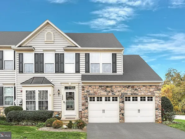 1520 Heritage Ln #11, York, PA 17403