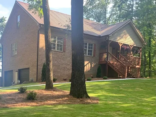 1526 Long Leaf Trl, Warrior, AL 35180