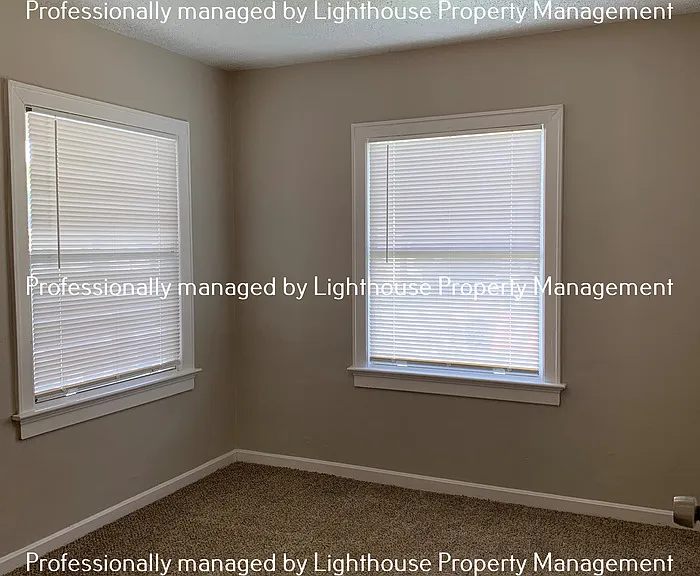 7544 Wilder Ave — Photo 12