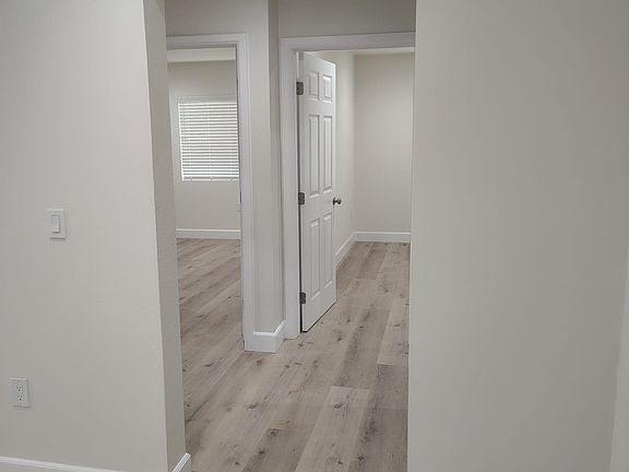 4th image of 6312 Seville Ave