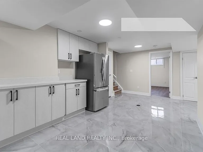 360 Chantenay Dr #BACK — Photo 15