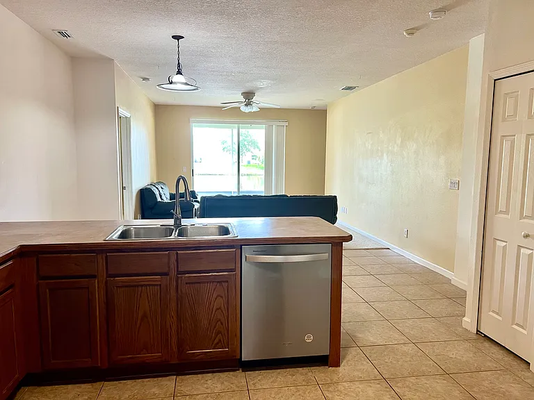 4292 Collinwood Dr — Photo 19