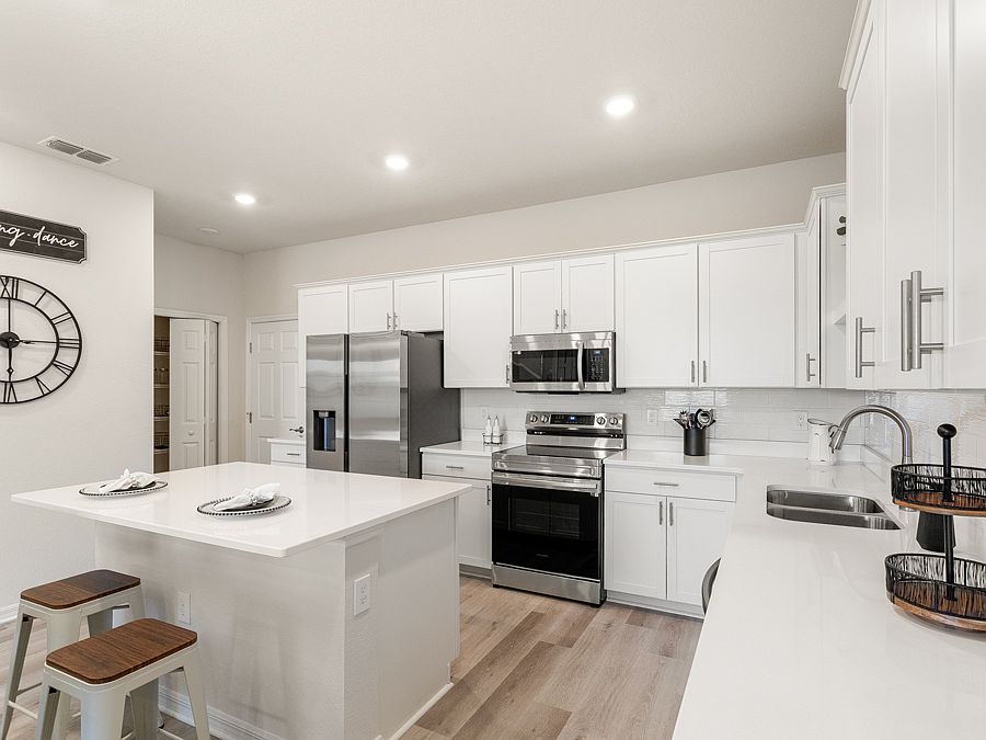 Move-in ready townhome for sale in St. Cloud, Florida