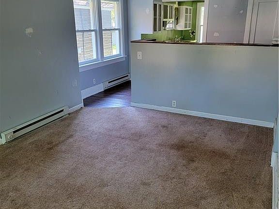 3rd image of 808 S Union St