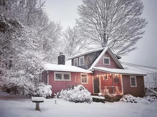 24 Ballantine Ln #1, Bearsville, NY 12409