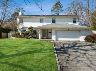 13 Hightop Ln, Jericho, NY 11753