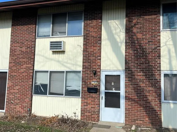 7362 Hazelcrest Dr, Hazelwood, MO 63042