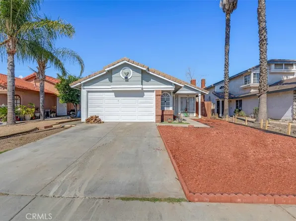 126 Peppertree Dr, Perris, CA 92571