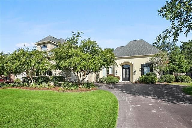 1st image of 1079 Scarlet Oak Ln