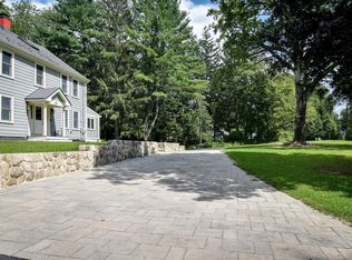 202 Boston Post Rd, Wayland, MA 01778