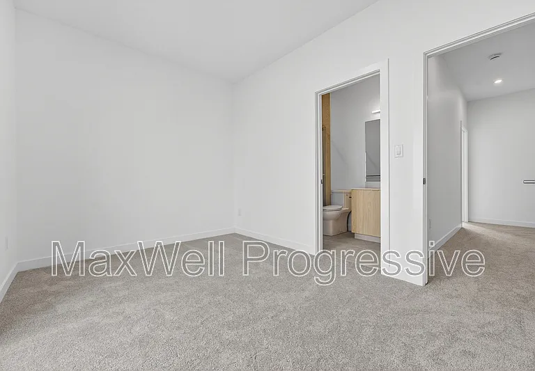 13516 115th Ave NW #18 — Photo 23