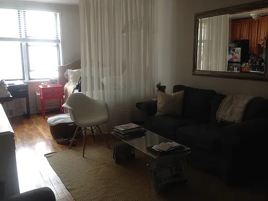 Rented by New York Property Network | media 8