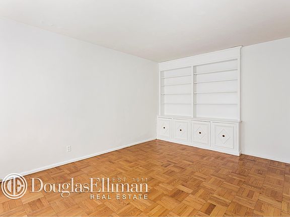 4th image of 12 Beekman Pl APT 4D