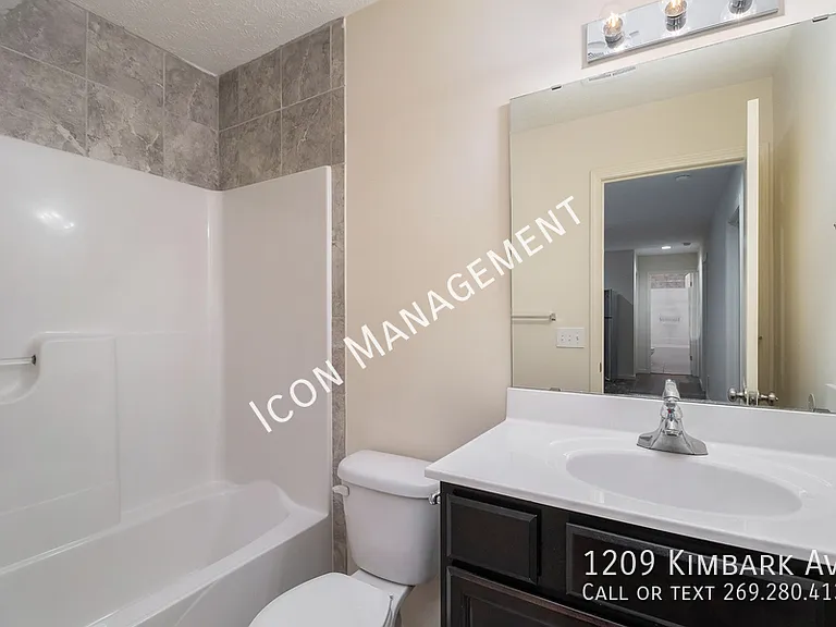 1209 Kimbark Ave — Photo 12