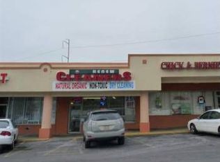 7956 Dungan Rd, Philadelphia, PA 19111