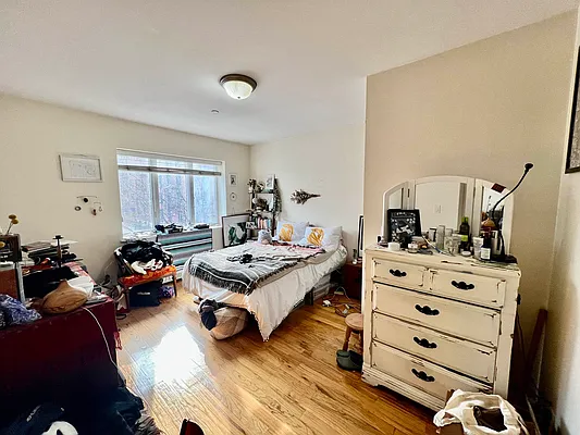 Rented by Highline Residential | media 14