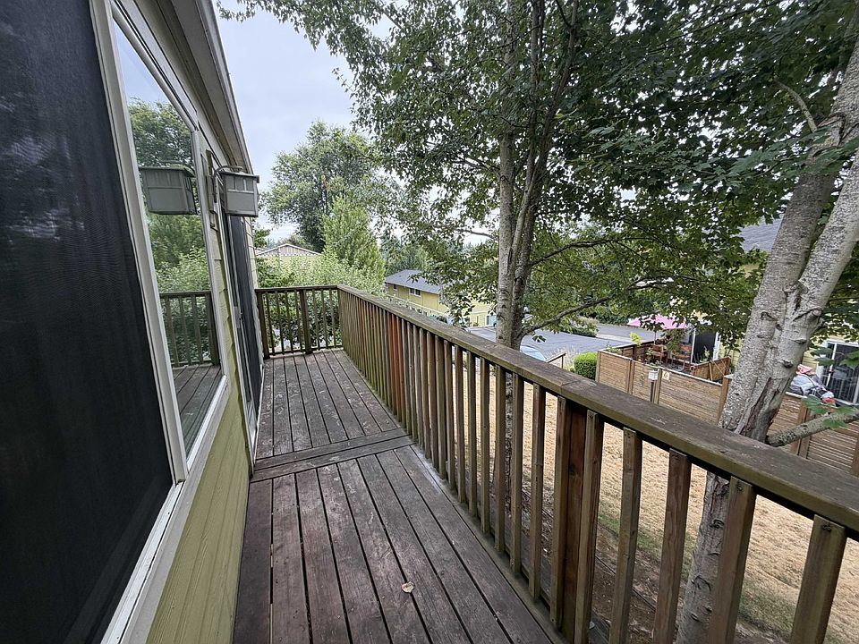 1st image of 3153 SW Dolph Ct #13
