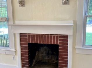 23 Ridgewood Ave #1, Waterford, CT 06385