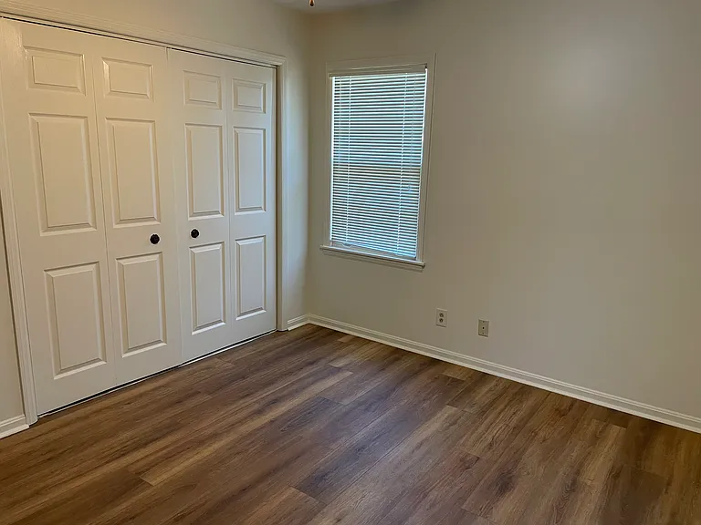 3102 Apache Dr — Photo 9