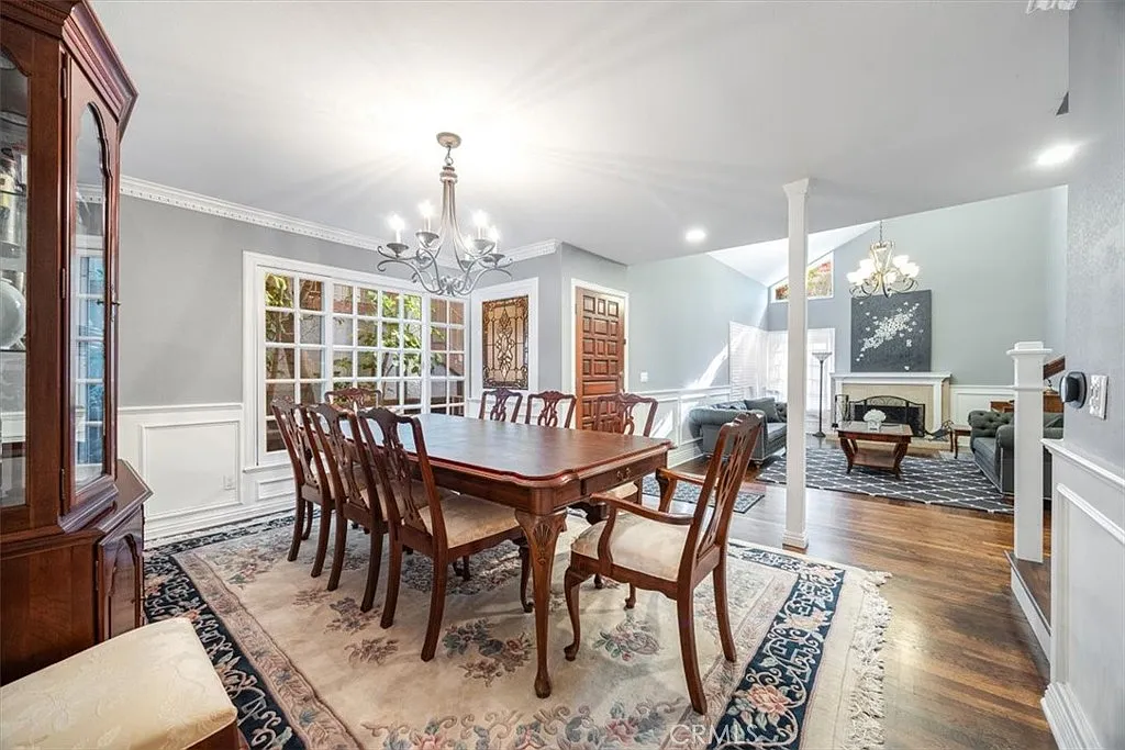 5 bed, 3.5 bath, 2786 sqft, $8,995 — Photo 4