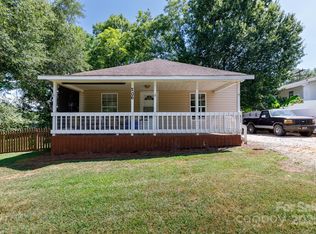 206 Hawthorne Ln, Clover, SC 29710