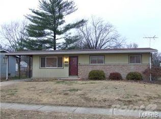 2165 Love Ln, Florissant, MO