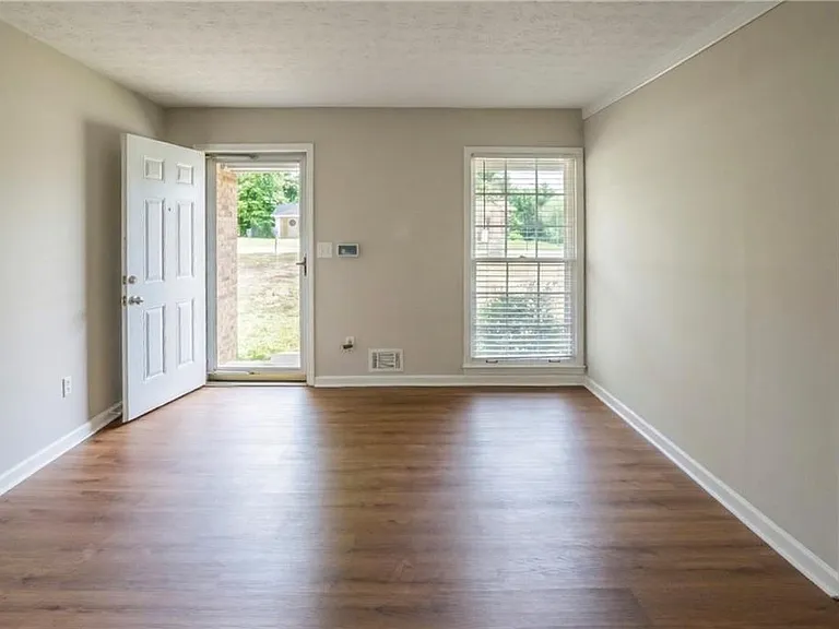 1802 Driftwood Pl — Photo 28
