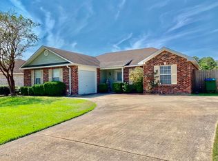 3233 Stonegate Cir, Gautier, MS 39553