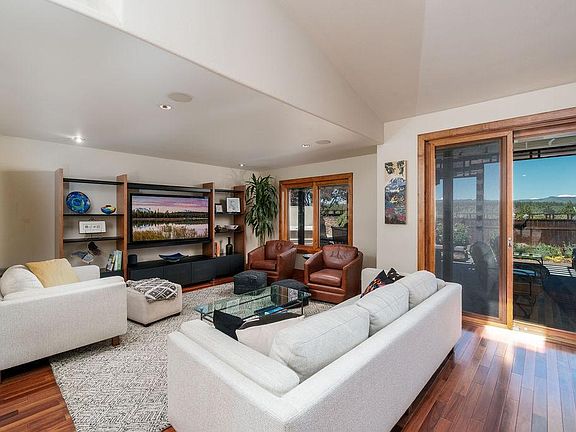 4th image of 19410 Kemple Dr