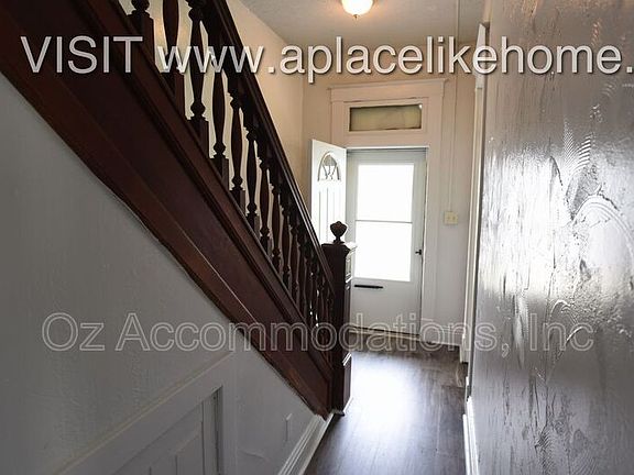 5th image of 2513 Olive St