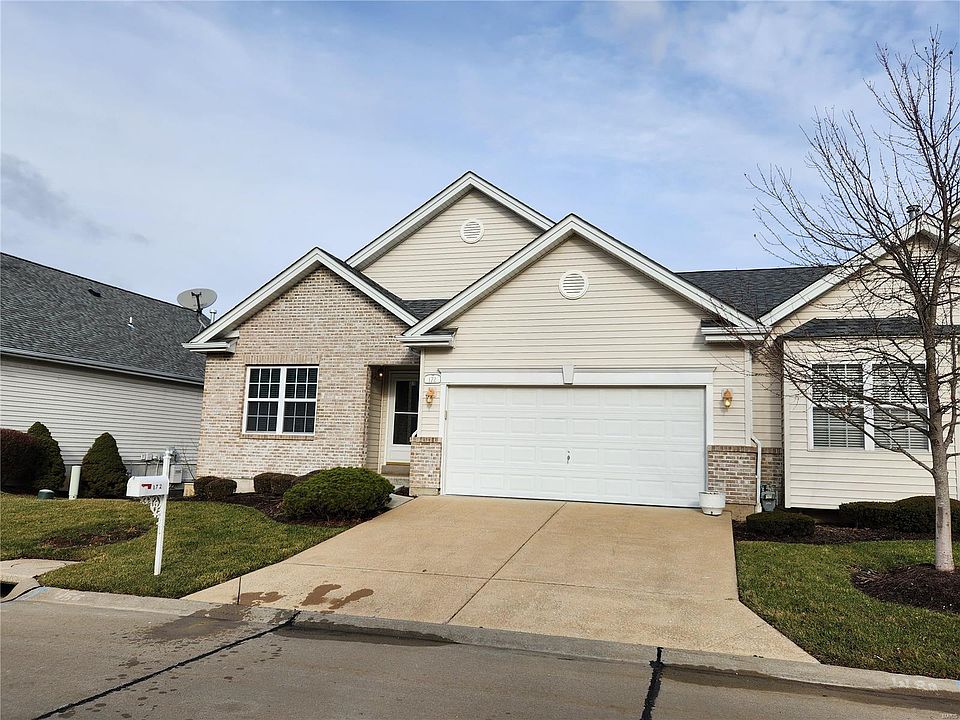 1st image of 172 Worthington Cir #21