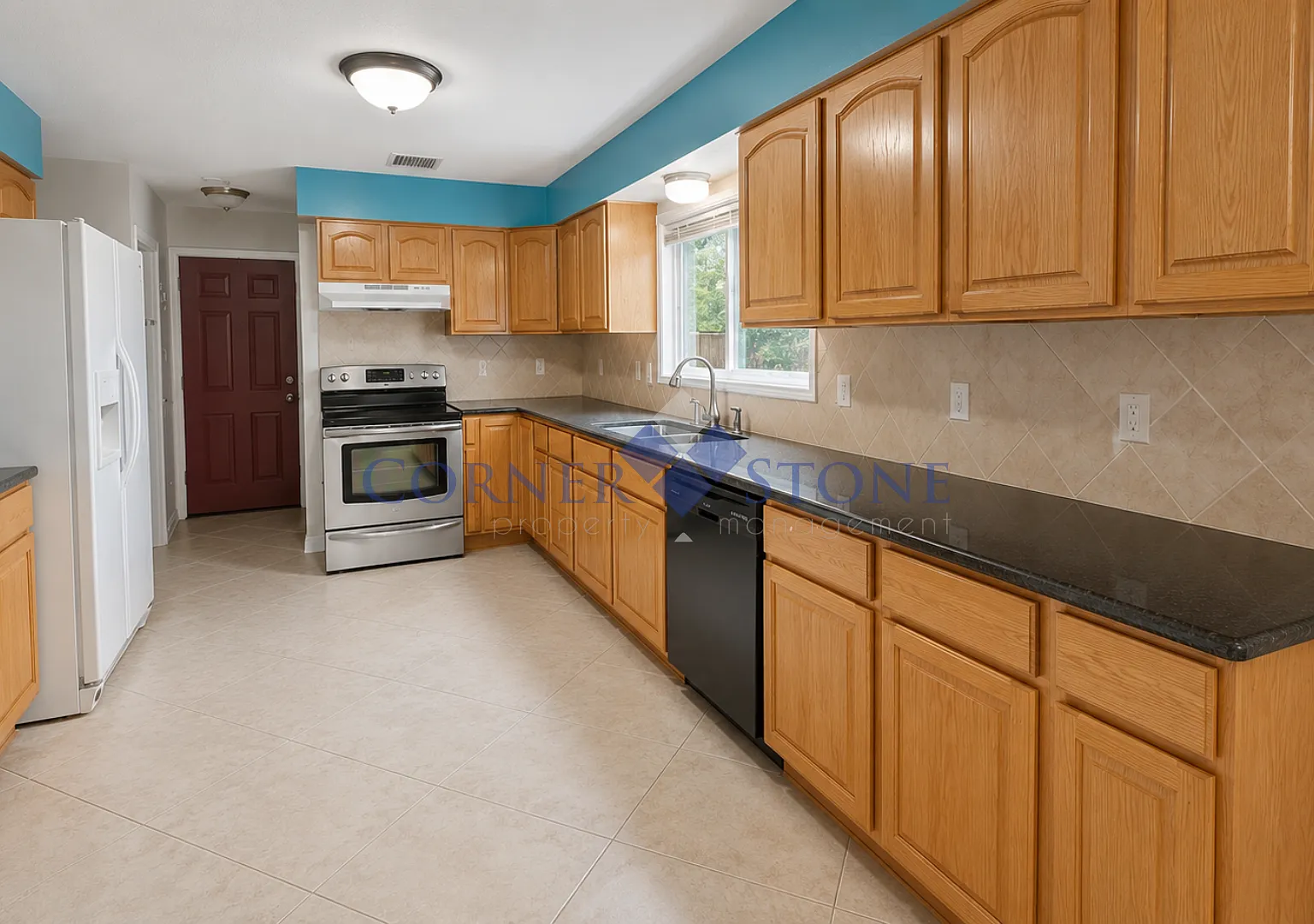Delightful Home In Nampa! — Photo 3