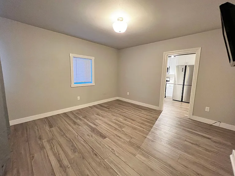 641 Commercial St, Astoria, OR 97103 — Photo 4