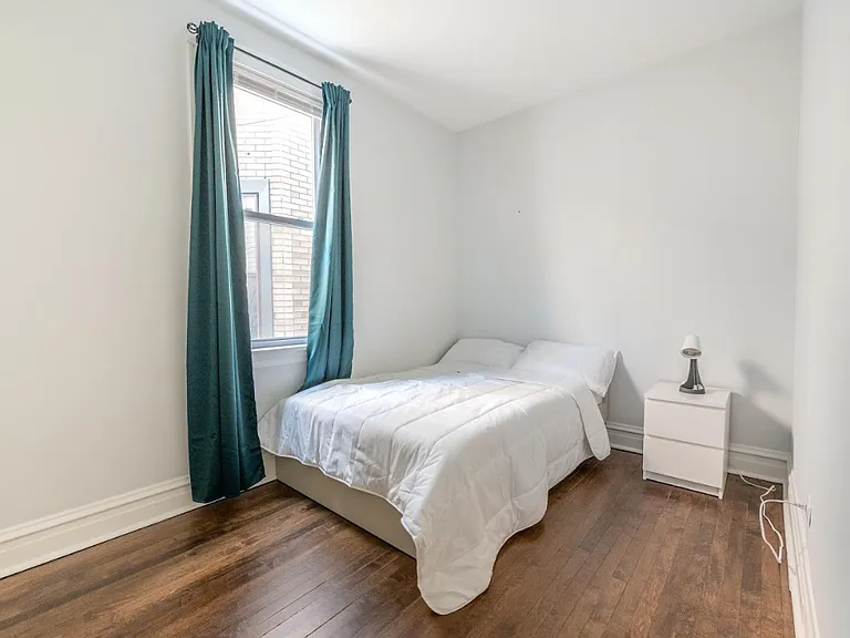 2252 N Lawndale Ave #1 — Photo 12