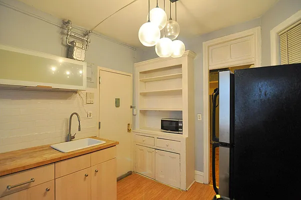 Rented by Nest Seekers International | media 10