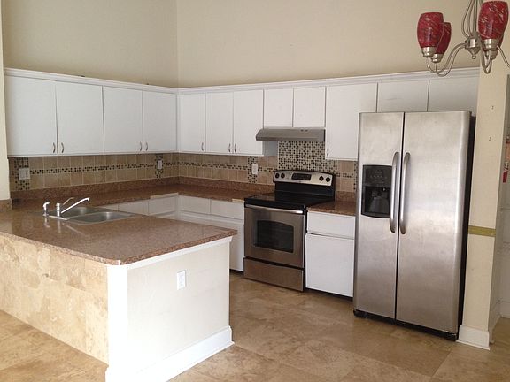 Kitchen 9'x13'