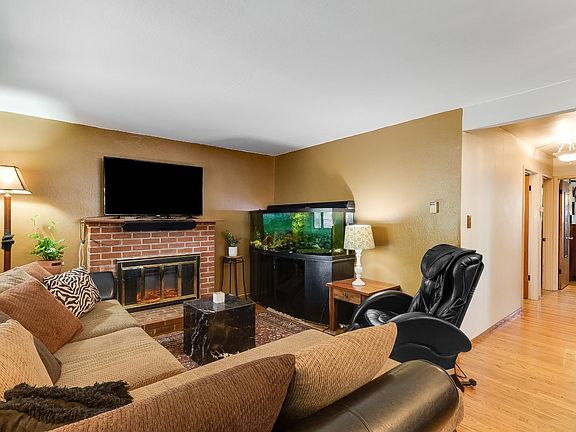 3rd image of 1020 Glenwood Street