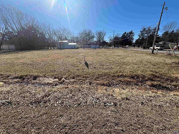 3rd image of 1500 E 6th Ave