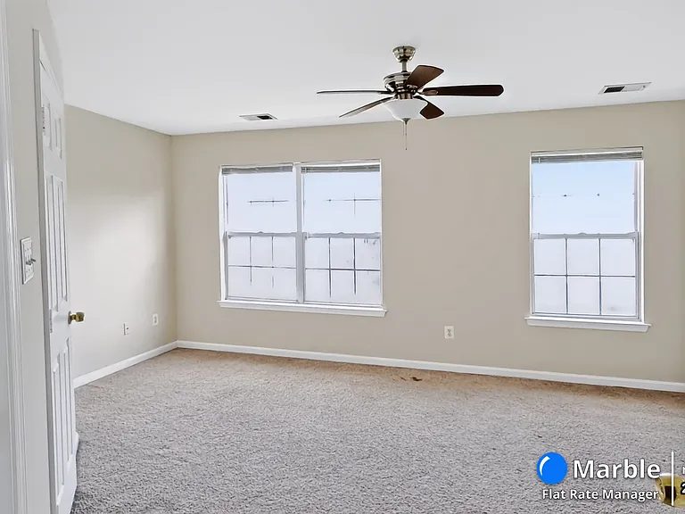 45504 Lakemont Sq — Photo 2