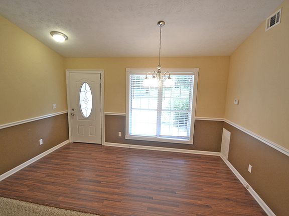 2nd image of 1096 Plantation Blvd SE