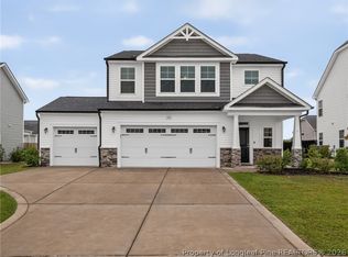 162 Verdmont Dr, Raeford, NC 28376