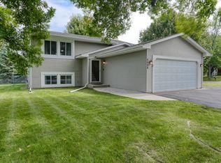 8974 Quinwood Ln N, Maple Grove, MN 55369