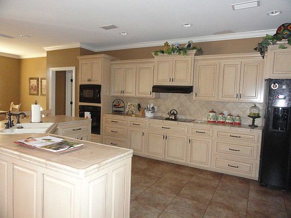 4th image of 50 Saint Amber Dr